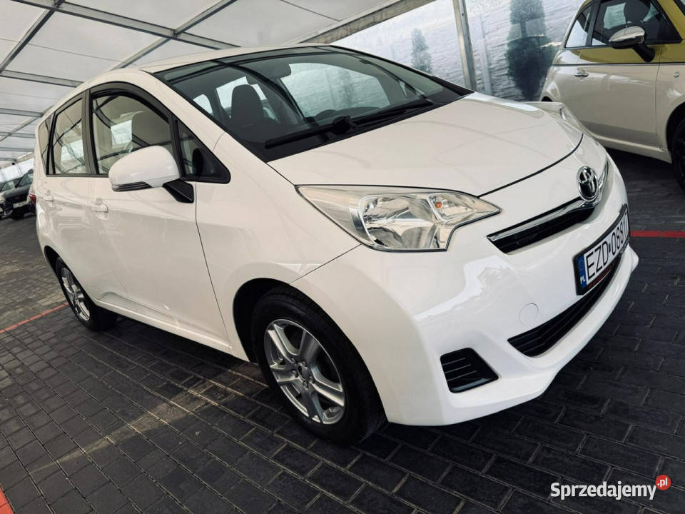 Toyota Verso S 13 Benzyna 100 6 Biegów Zduńska Wola sprzedam