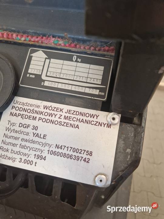 Wózek widłowy Yale dfg 30