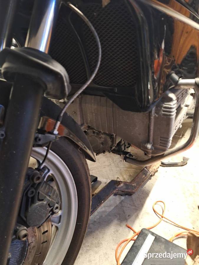 BMW KseriaRS komplet z kuframi brak dokumentów Syców