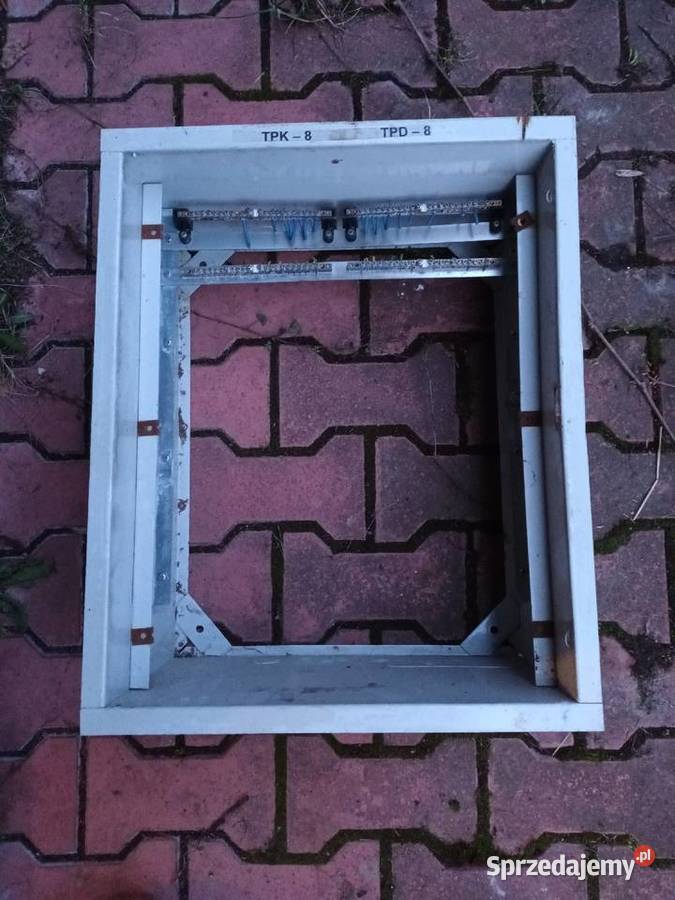 Rozdzielnia metalowa podtynkowa Kraków