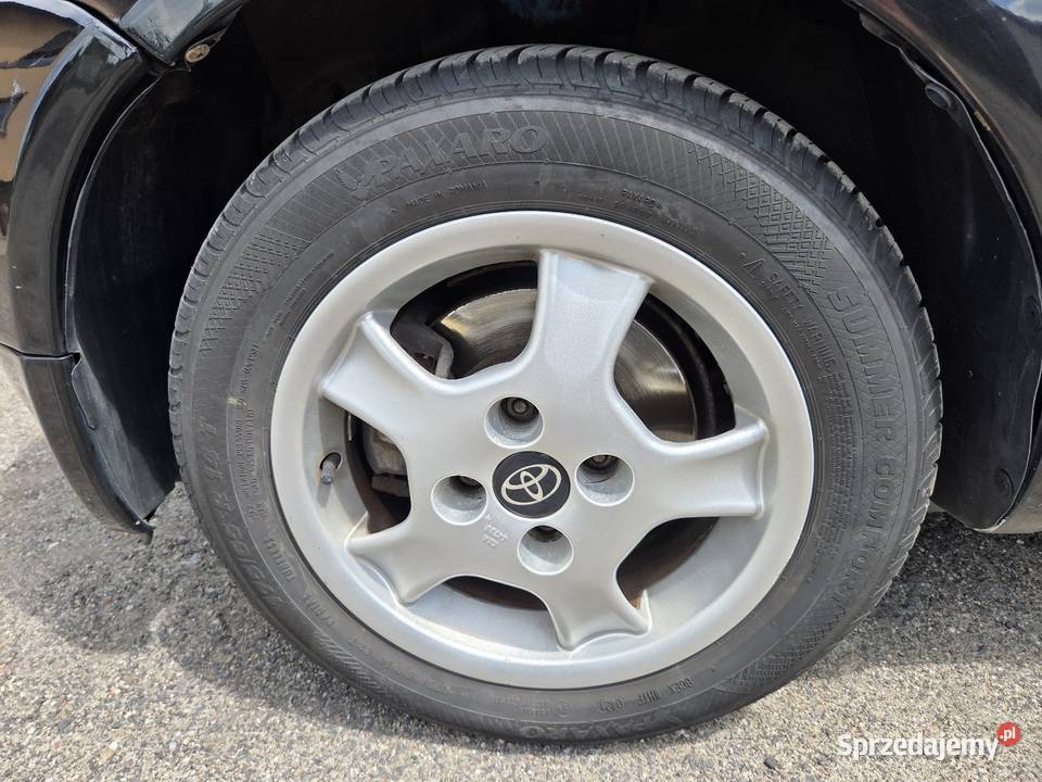 Toyota Yaris 2001