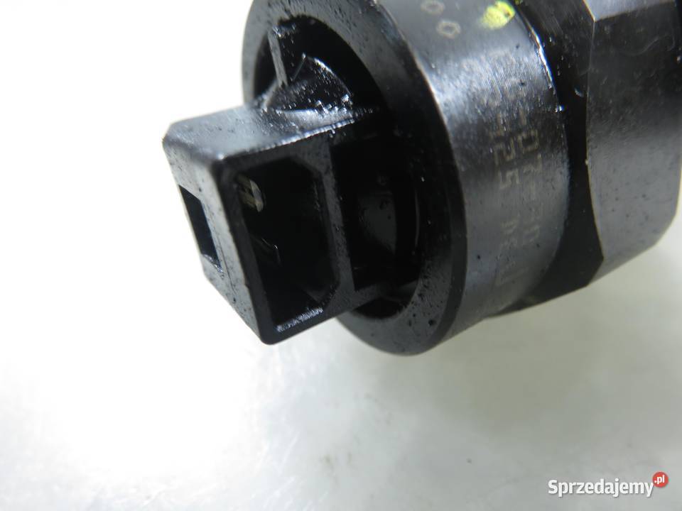 POMPOWTRYSKIWACZ AUDI A4 B5 19 TDI 038130073F