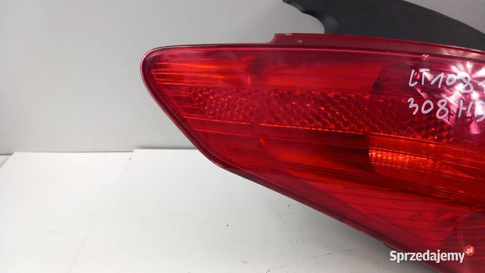 PEUGEOT 308 T7 HB LAMPA TYŁ LEWY wielkopolskie Zbierkowo
