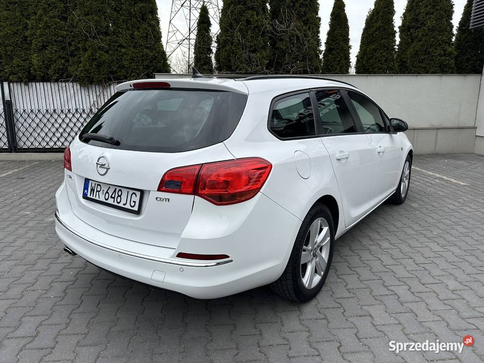 Opel Astra J Sports Tourer 20 diesel 165 Automat Radom sprzedam