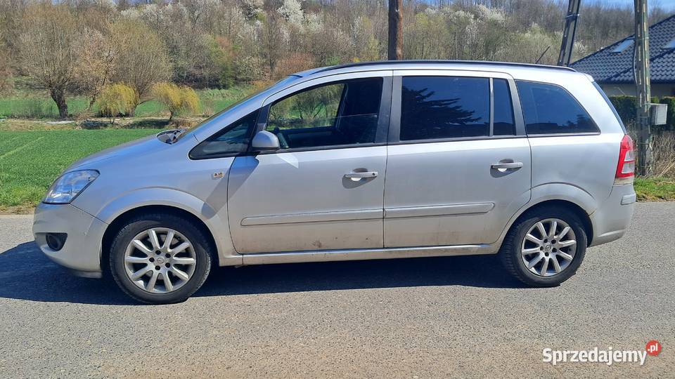 Opel Zafira 19 cdti 2008r aluminiowe felgi Zafira Pietrzejowice