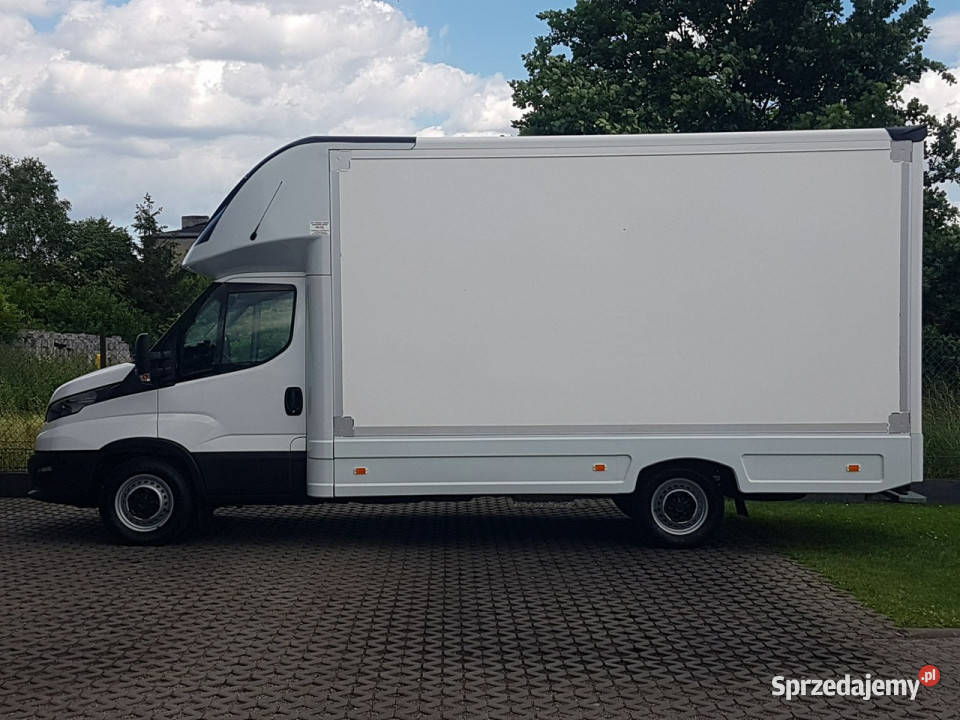Iveco Daily KONTENER NISKOPODŁOGOWY 443x223x242 centralny zamek Iveco Poręba