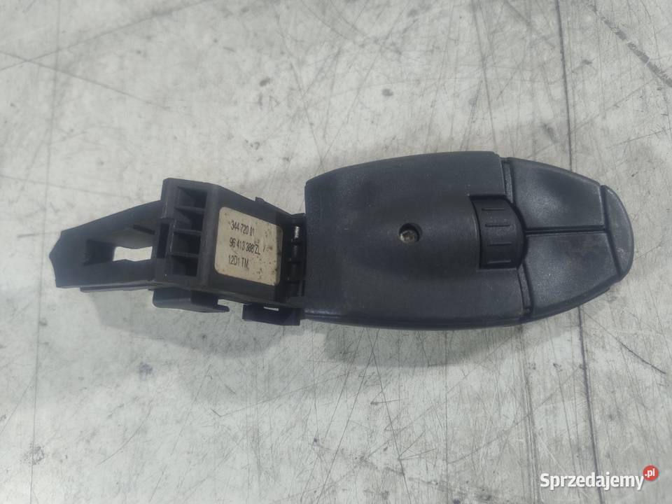 PRZEŁĄCZNIK RADIA PEUGEOT 307 20 HDI 96413388ZL osobowe