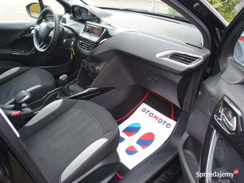 Peugeot 2008 12i Klimatyzacja Ledy Opłacony czarny Częstochowa