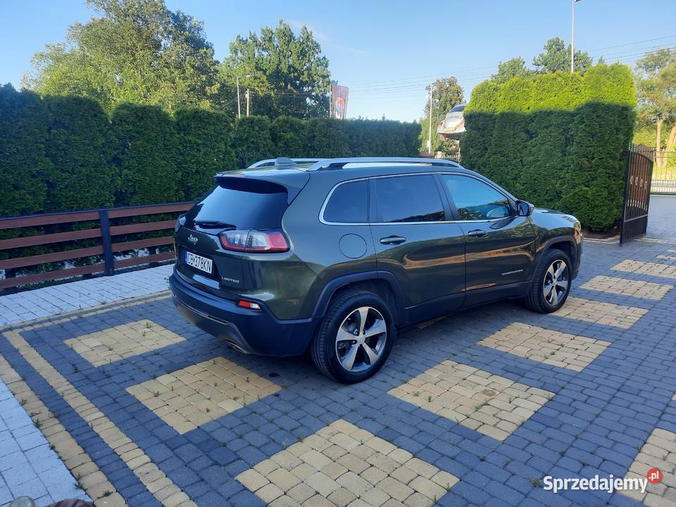 Jeep Cherokee 20 Turbo 2019 r 4x4 SALONOWY Rok produkcji 2019 Osielsko sprzedam
