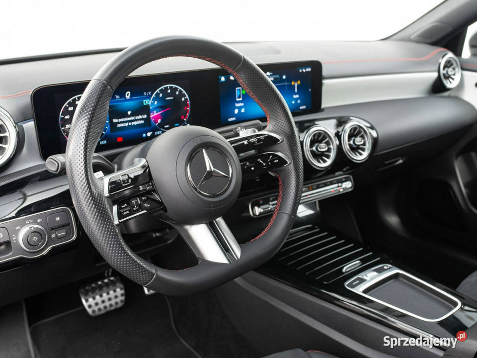 Mercedes CLA 200 GD7P671200 AMG Line 7GDCT światła do jazdy dziennej Pępowo