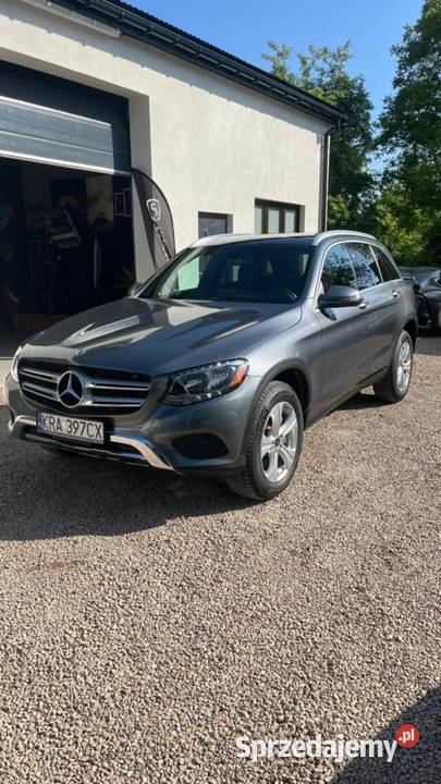 Piękny Mercedes GLC 300 małopolskie Kraków
