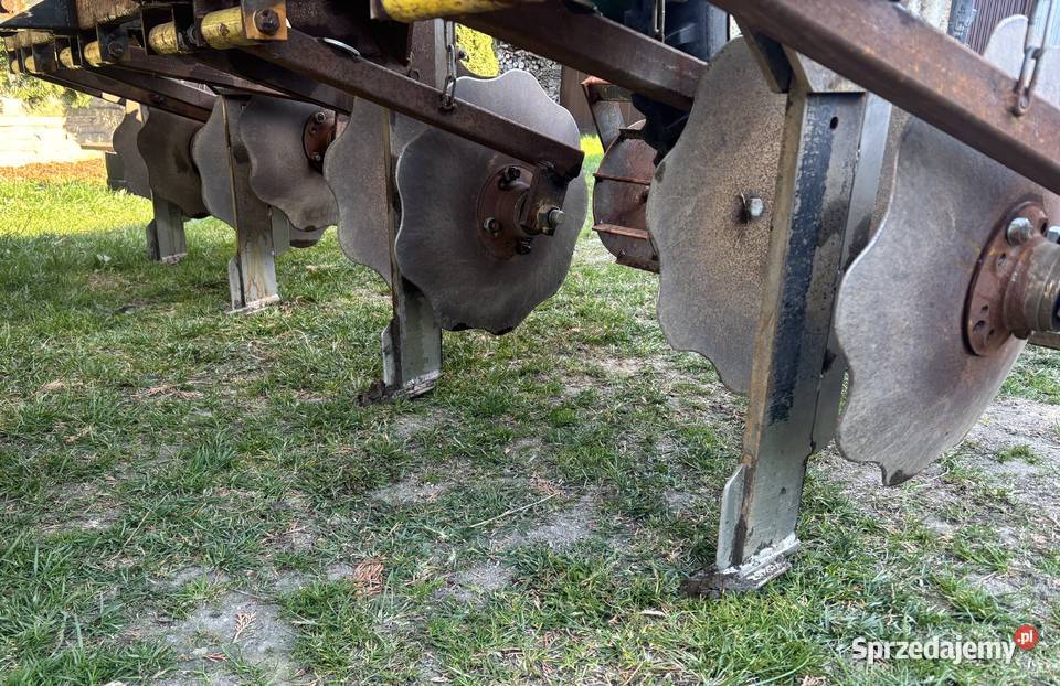 Siewnik zestaw agregat strip til do kukurydzy Blizanów