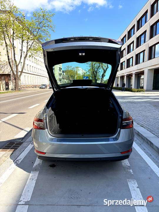 koda Superb 15 TSI 150 Salon Serwis ASO Gdynia sprzedam