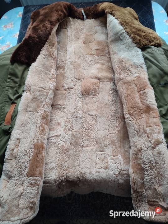 Kurtka zimowa na kożuchu z czasów PRL rękawice i
