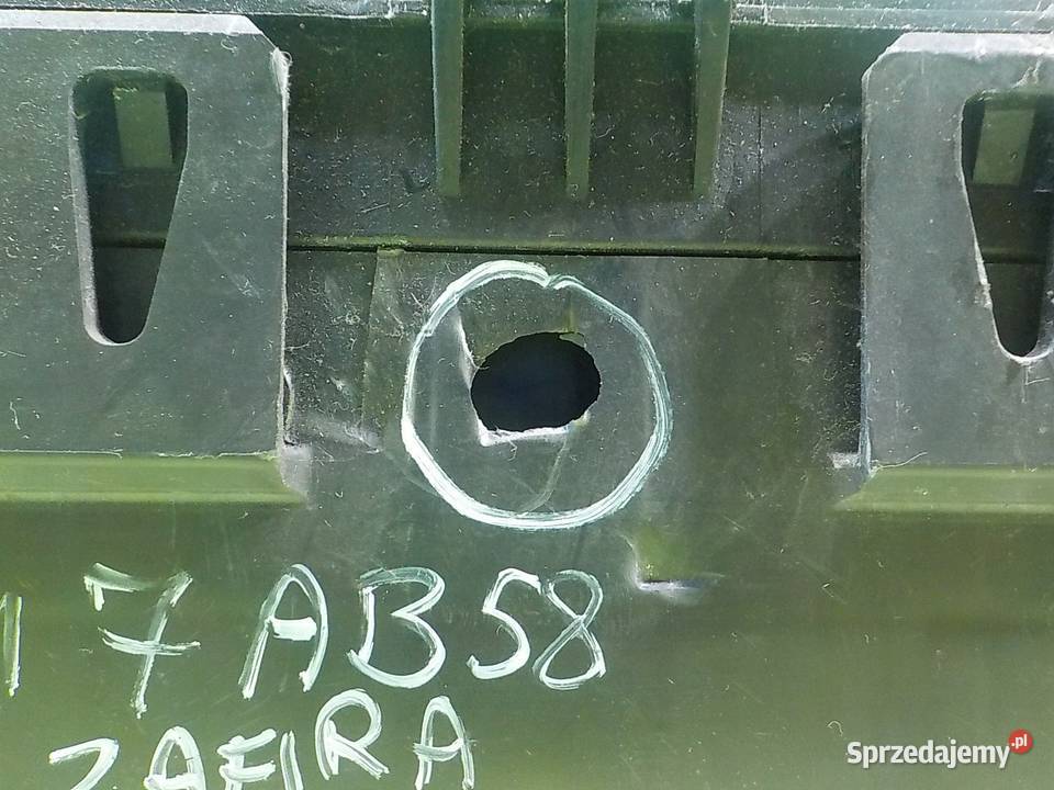 OPEL ZAFIRA C 15r 1116 5D skrzynka bezpiecznikow Suków