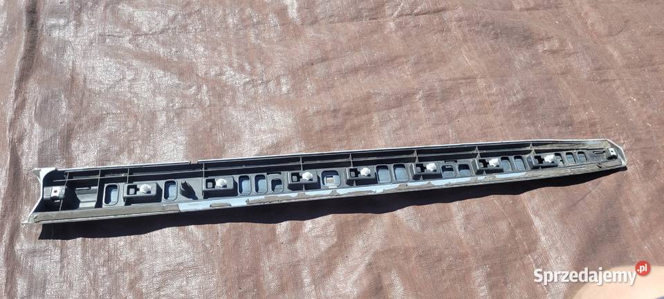 VW ARTEON LISTWA DRZWI PRAWY PRZÓD Ruda Śląska sprzedam