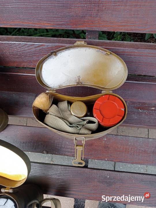 Puszka menaszka wojskowa komplet odkażający PKDK śląskie Ogrodzieniec