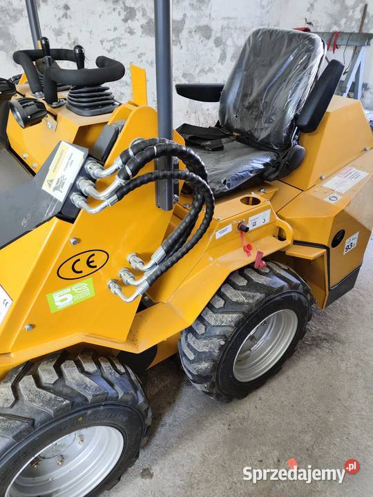 NOWA Mini ładowarka kołowa tkl480 DEMO Wozidła Nysa sprzedam