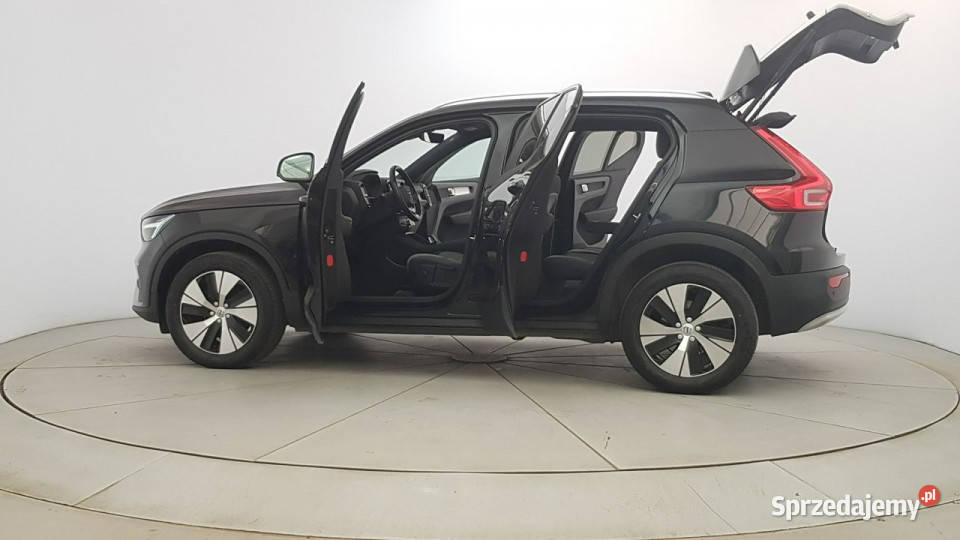 Volvo XC 40 B3 Core aut Z Polskiego Salonu kurtyny powietrzne Warszawa