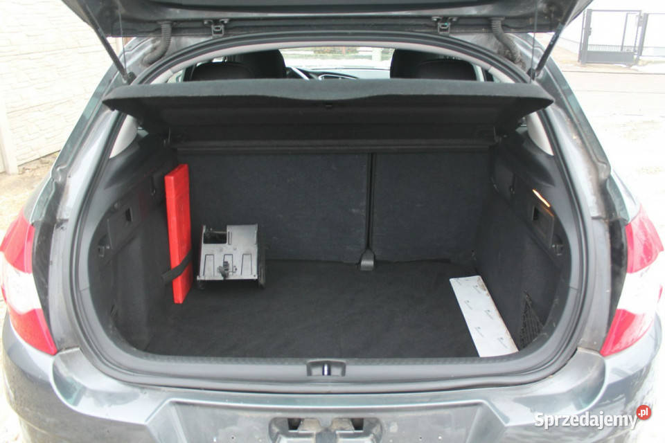 Citroen C4 II 2010 136109km sprzedam