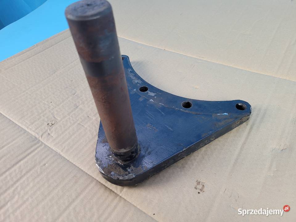 CASE IH PUMA 145 12r SWORZEŃ PODNOŚNIKA LEWY Kolno