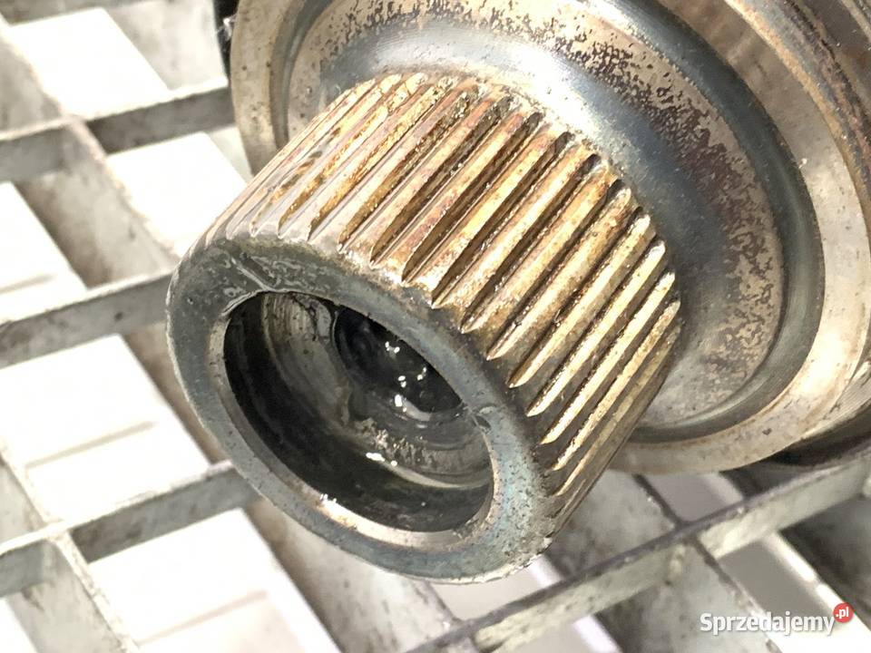 PÓŁOŚ LEWY PRZÓD AUDI A4 B9 20 150 PRZEGUB