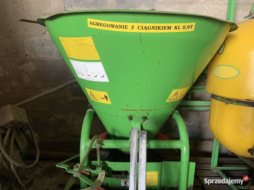 Rozsiewacz nawozów Agromet RNZ 2005 nieuszkodzony Młotkówko