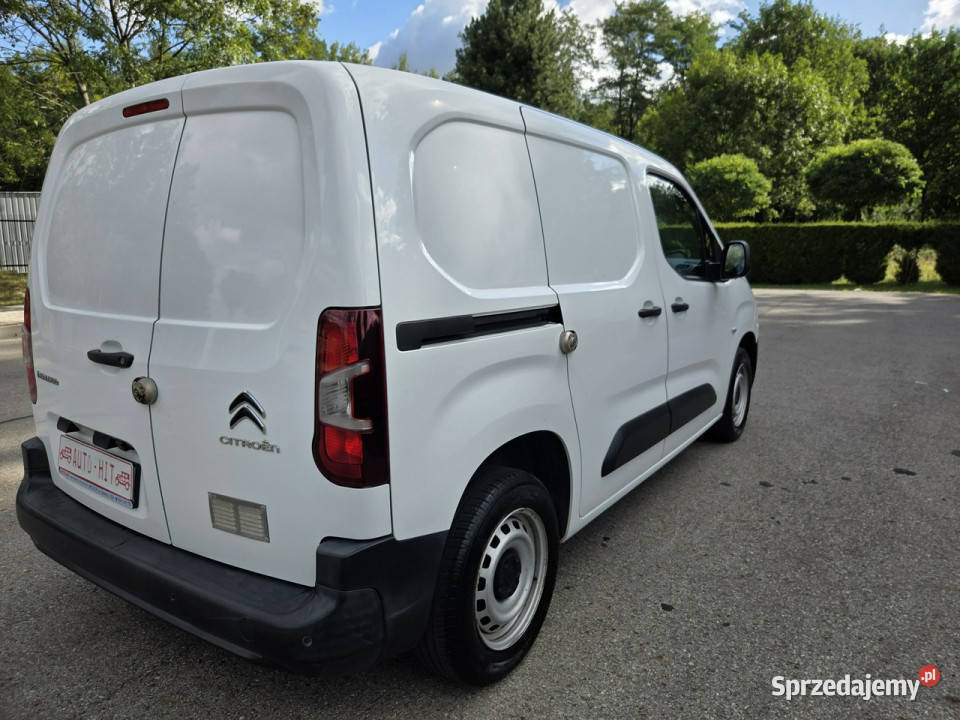 Citroen Berlingo Trzy Osobowy Nawigacja Kamera centralny zamek Samochody dostawcze Mikołów
