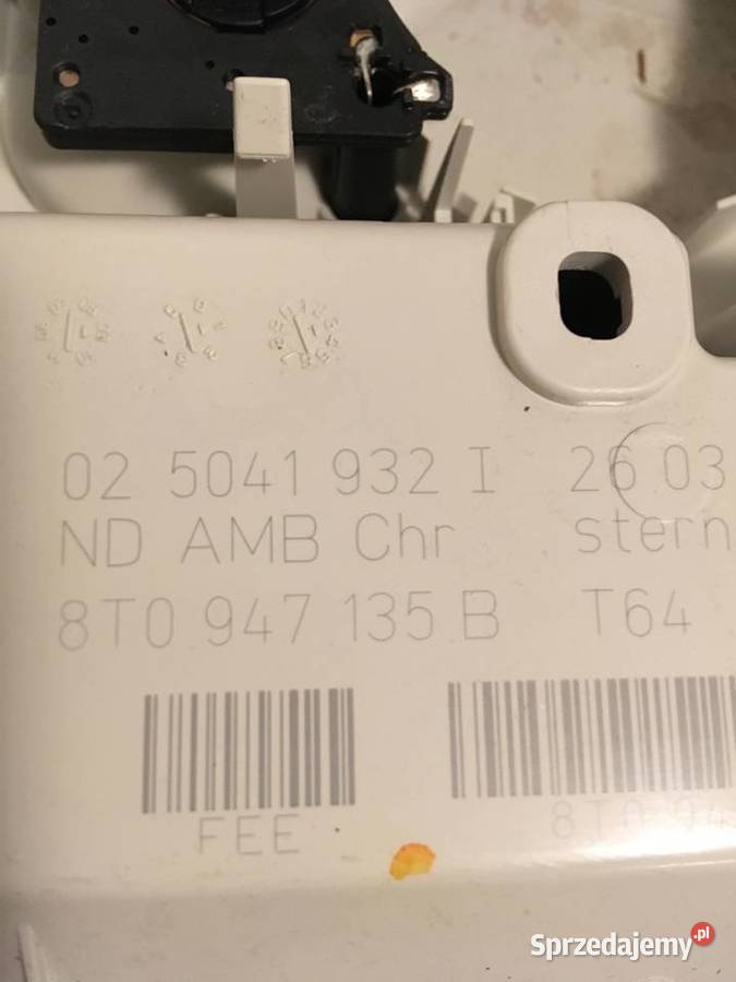 lampka oświetlenia A4 s4 A5 s5 8t0947135b Szczecin