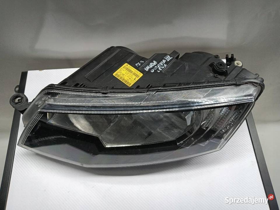 LAMPA LEWA PRZEDNIA PRZÓD FULL LED SKODA OCTAVIA osobowe