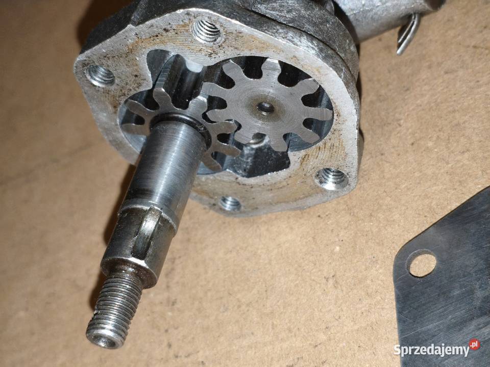 Pompa oleju Dniepr MT K650 Leszno