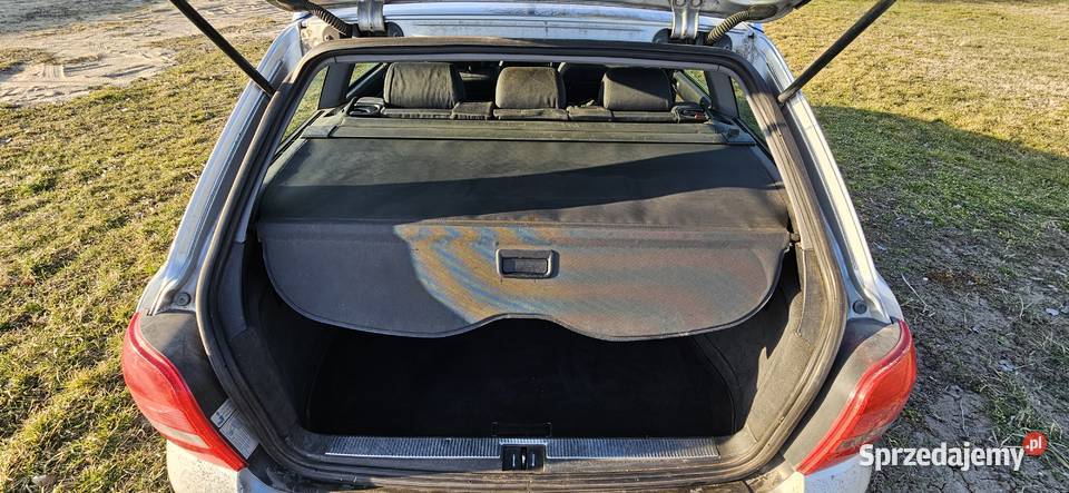 Audi A4 B5 polift 19 TDI 90 2000r Majdan Ostrowski