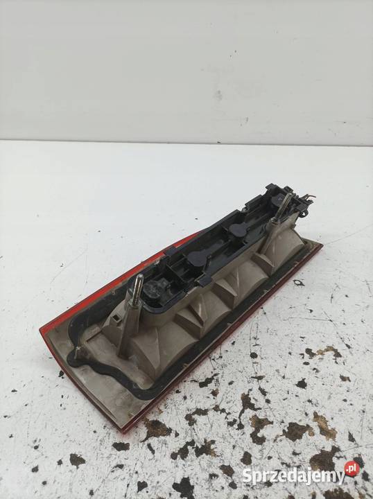 LAMPA TYŁ PRAWA LIFT Ford Transit VI 2006