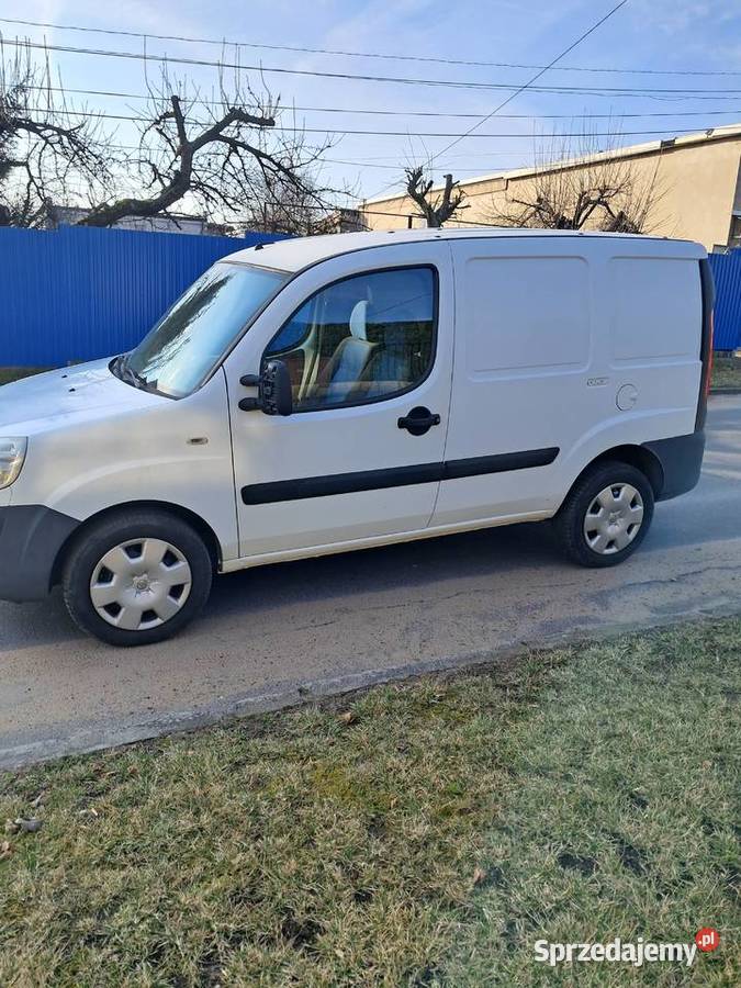 fiat doblo 14 benzyna 2006 benzyna Samochody dostawcze łódzkie Sieradz