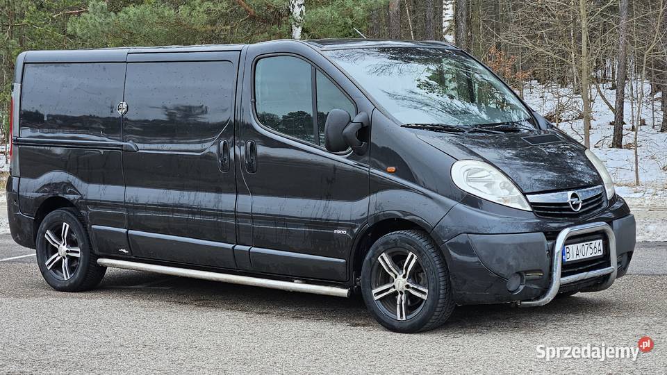 Opel Vivaro 25CDTI 2008r 2500cm3 podlaskie Białystok