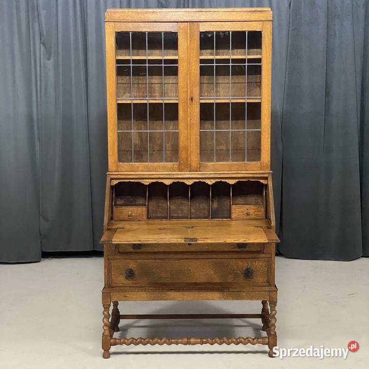 Sekretarzyk dębowy z nadstawką poł XX w witryna