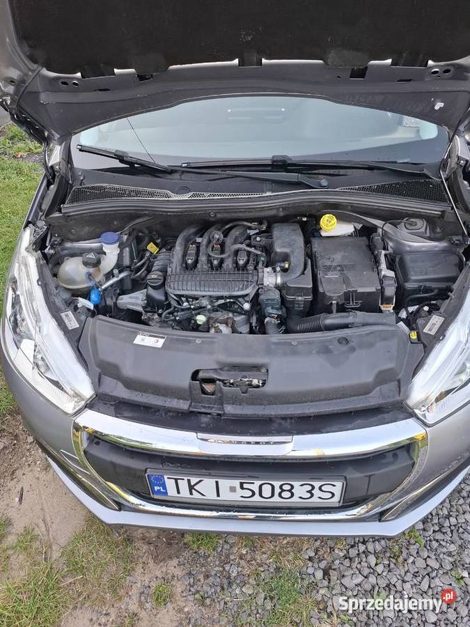 Peugeot 208 12b