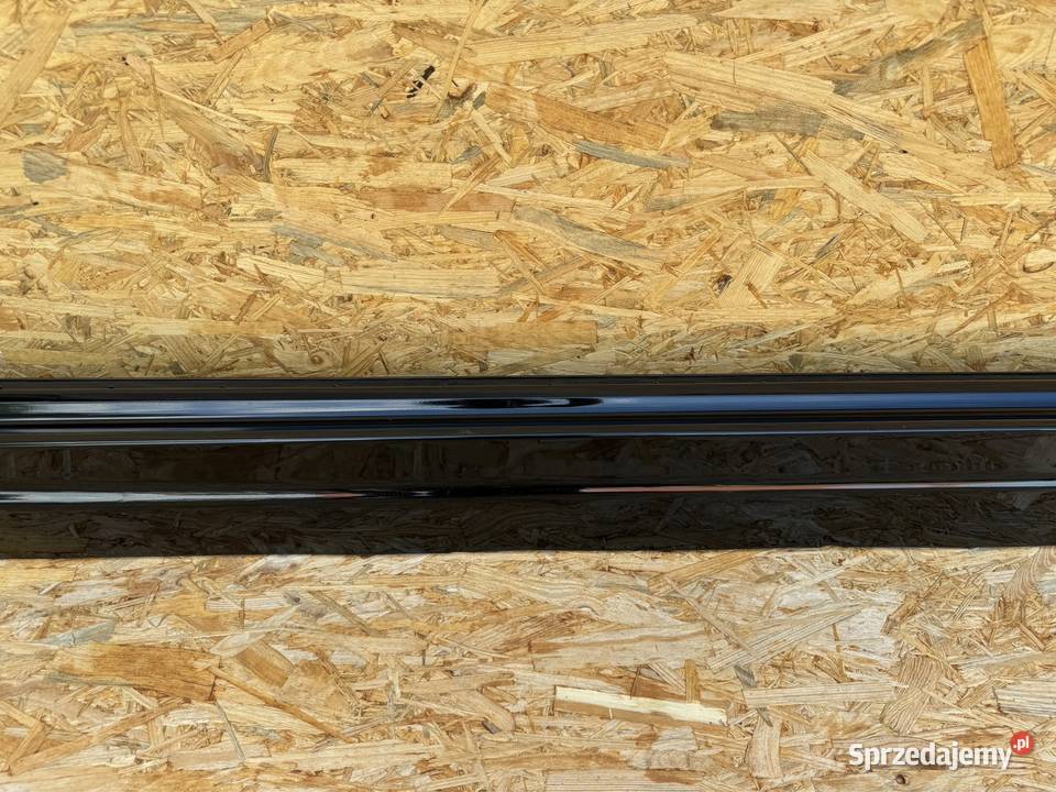 Listwa progowa prawa rh Volvo xc90 II 2 717 onyx Rok produkcji 2022 wielkopolskie Międzychód