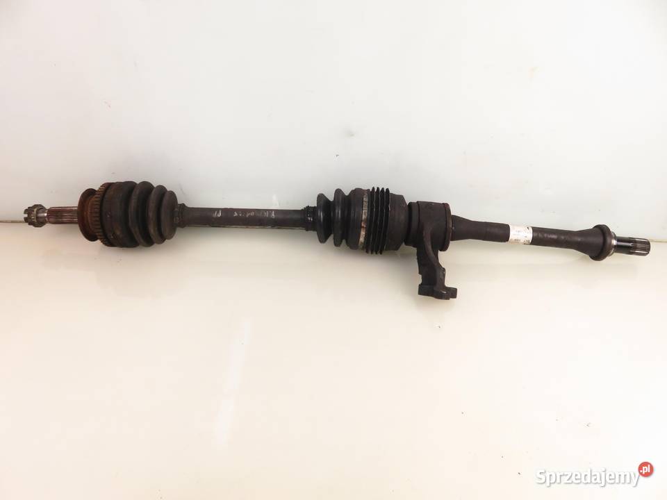 PÓŁOŚ PRAWA PRZEDNIA HYUNDAI SANTA F I 20 CRDi