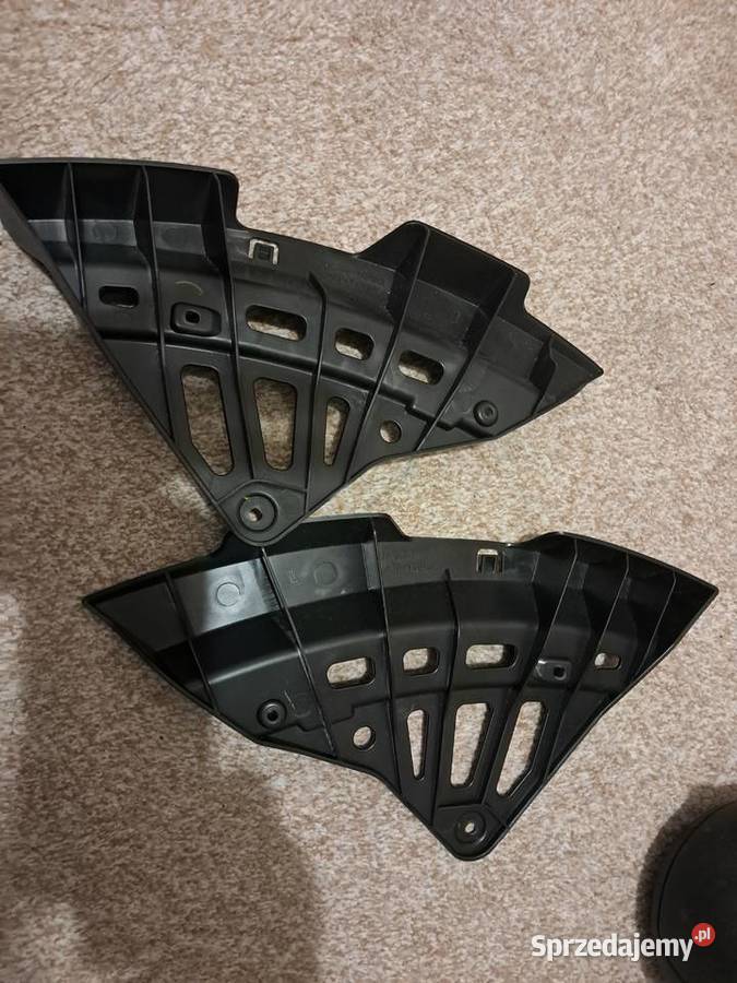 C4 picasso mocowanie listwa hokey pod lampy Rok produkcji 2009 Kielce