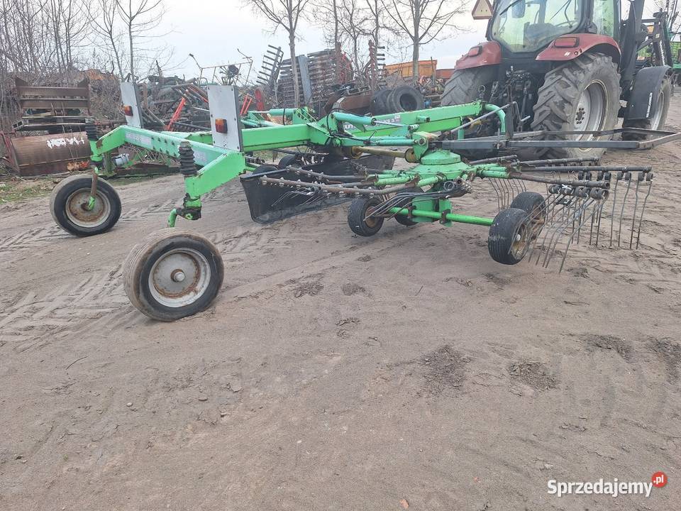 Zgrabiarka DeutzFahr KS 370 Rolnictwo łódzkie Uniejów