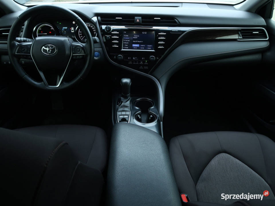 Toyota Camry 25 Hybrid ABS Camry