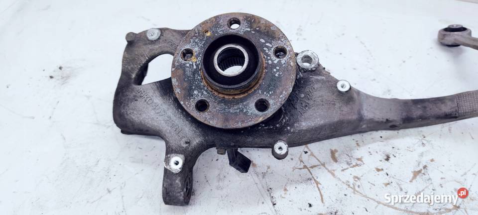 ZWROTNICA PRAWY PRZÓD AUDI A4 A6 A7 8K0407258L Przystajń