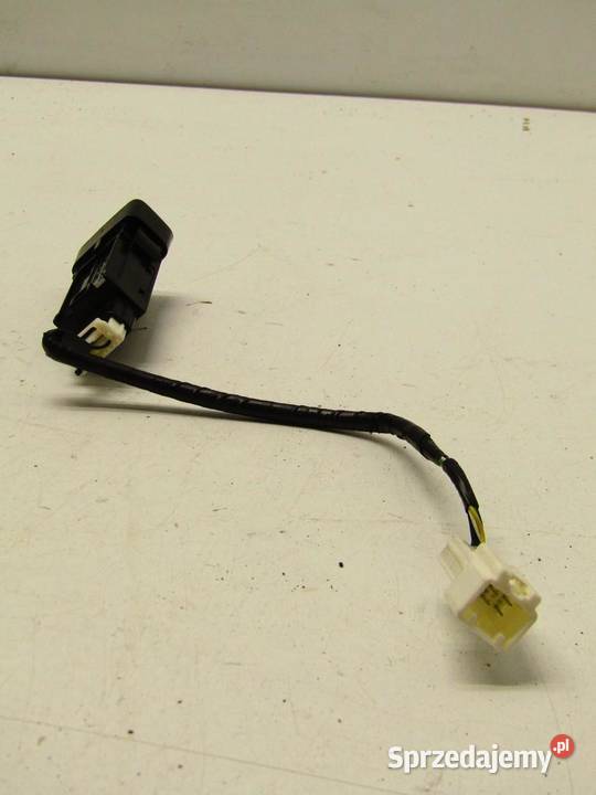 PRZEŁĄCZNIK PRZYCISK HAMULCA RĘCZNEGO TOYOTA