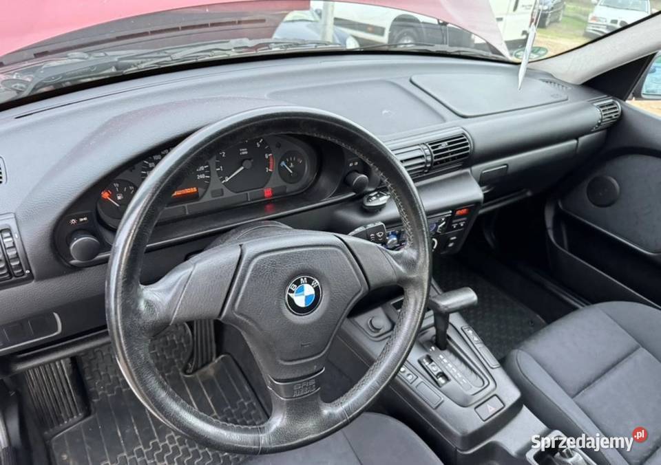 BMW Seria 3 316i benzyna Słupca