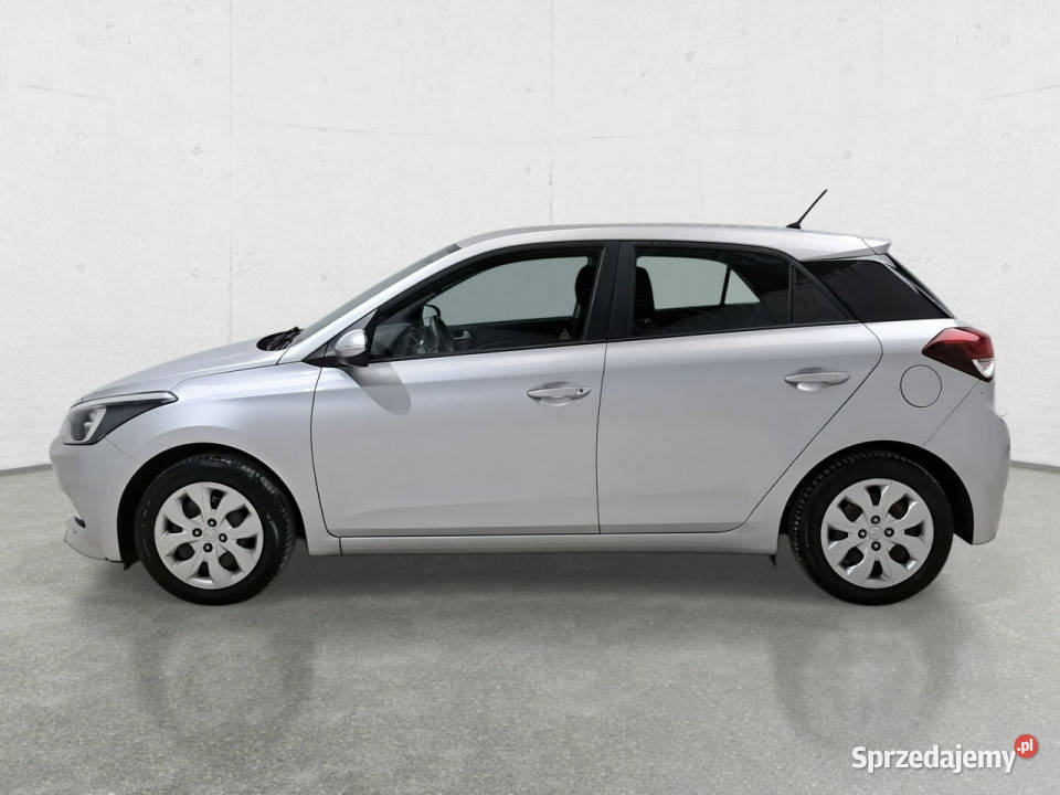 Hyundai i20 II 20142020 srebrny Komorniki