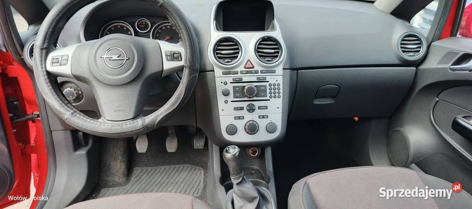 Opel Corsa 14 benzyna Navigacja