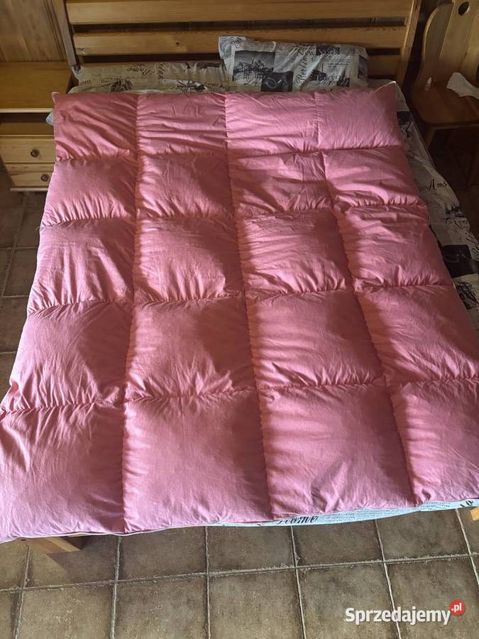 Kołdra z gęsiego puchu ciepła ręcznie szyta