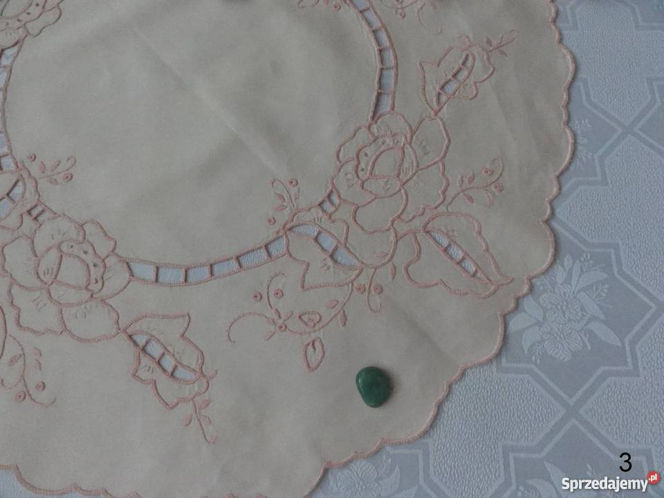 Serwetki kolorowe beżowe wyszywane haft beżowy Lublin