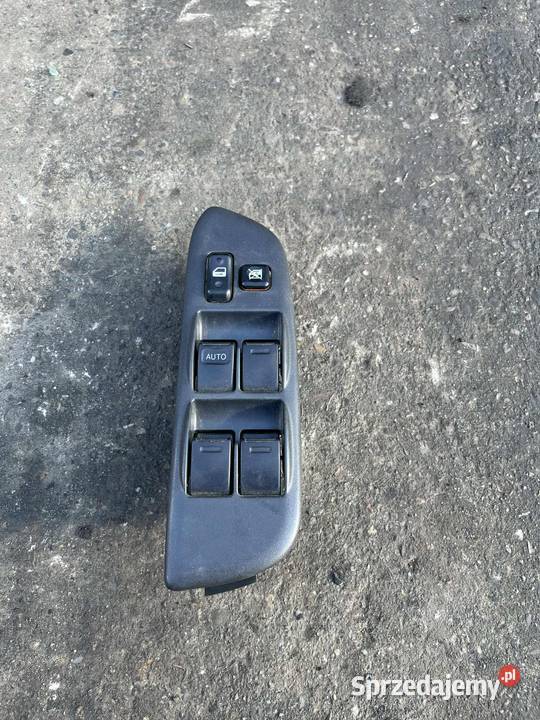 Przełącznik szyb Toyota RAV4 II 8482042180 Części samochodowe podkarpackie Ropczyce